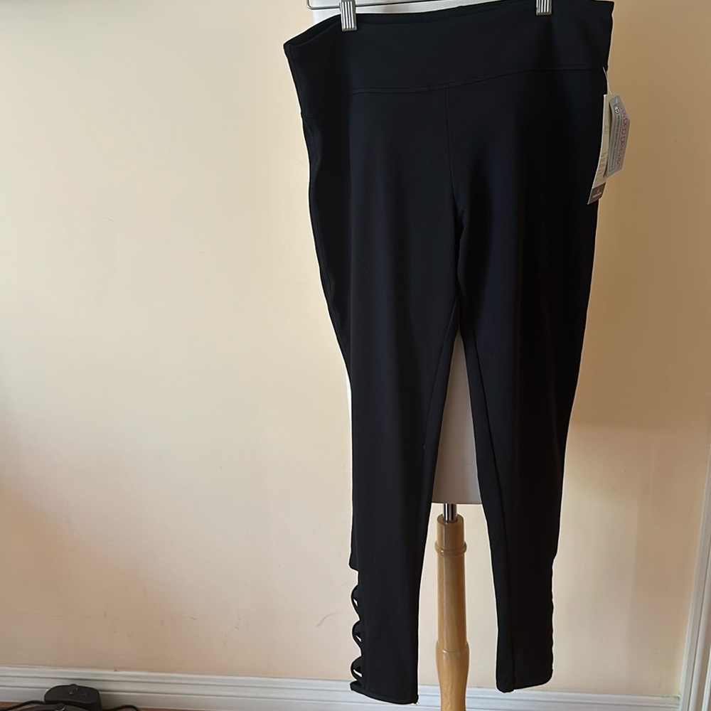 Balance Collection Lexi Fashion black XL leggings. New with tags.